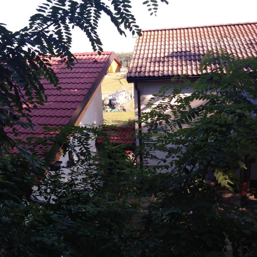 Vinny Sklep Kovarna - Nad Presovnou Rohatec Exterior foto