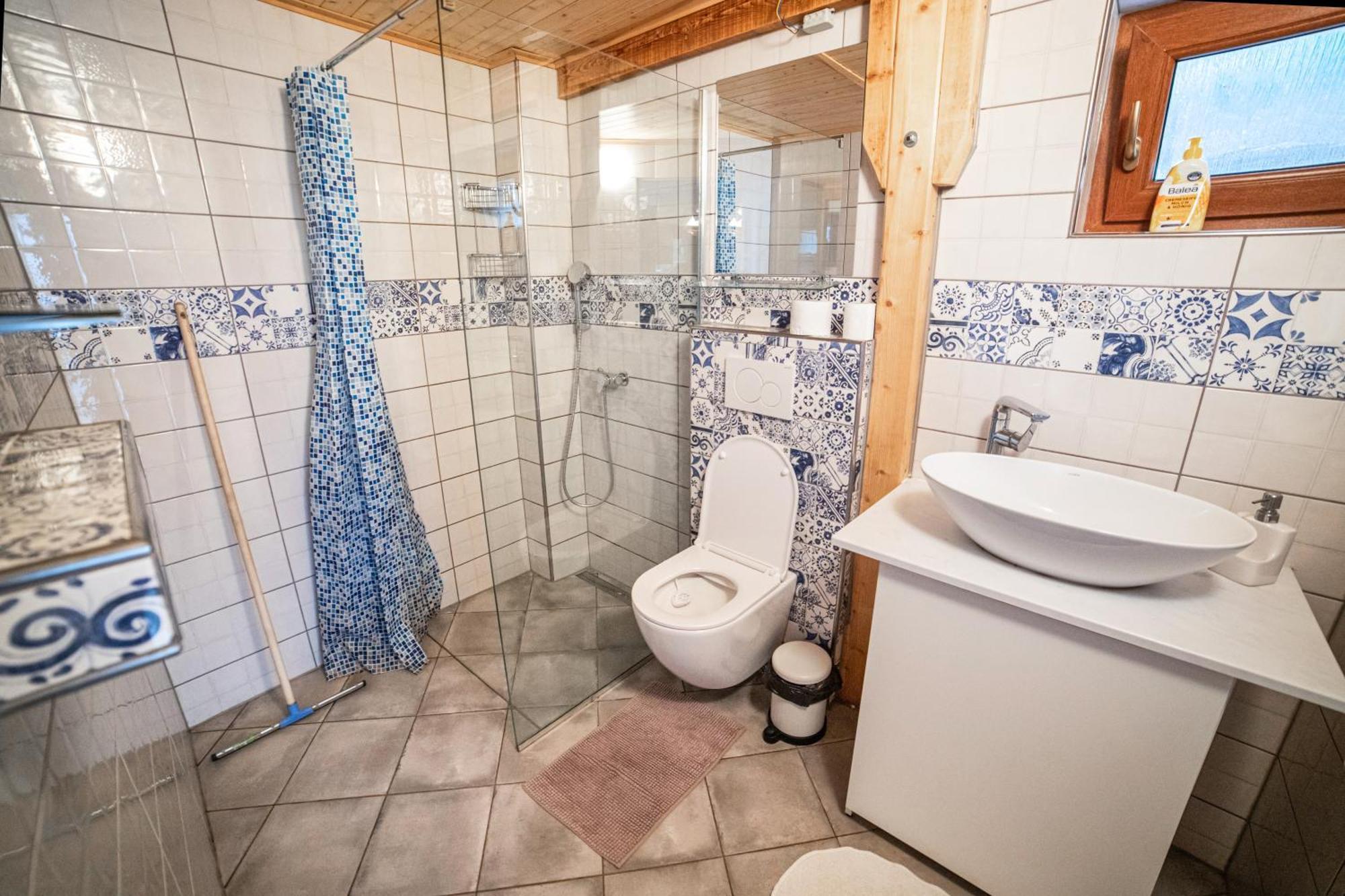 Vinny Sklep Kovarna - Nad Presovnou Rohatec Exterior foto