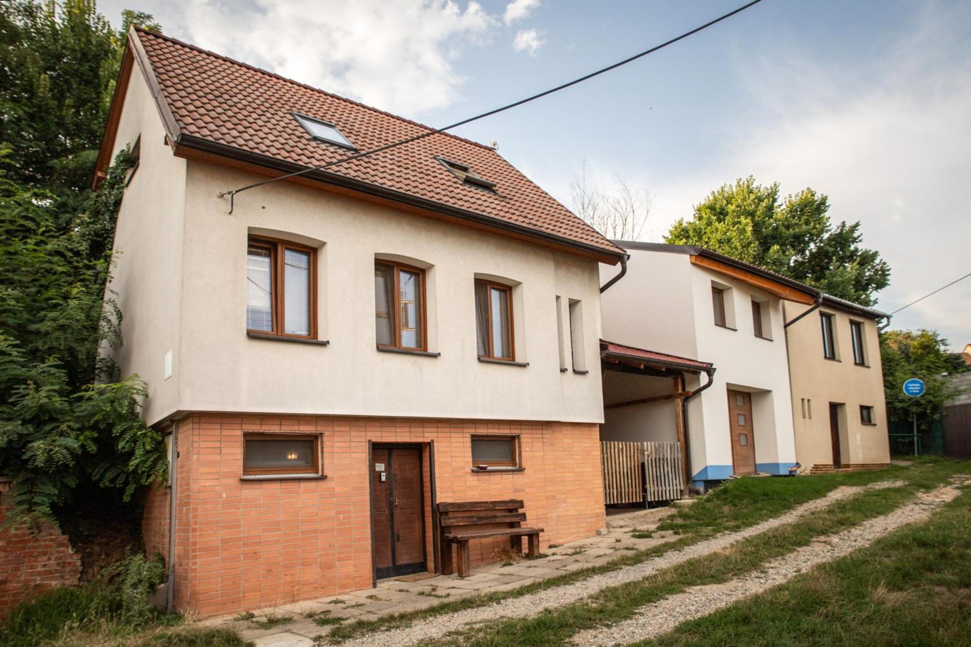 Vinny Sklep Kovarna - Nad Presovnou Rohatec Exterior foto